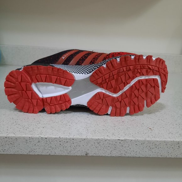 NEW Akexiya Red and Black Runners - Picture 4 of 5